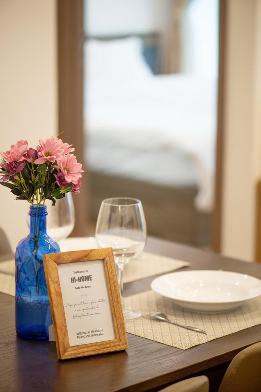 Hi-Home Suites - Vinhomes Metropolis Hanoi Buitenkant foto