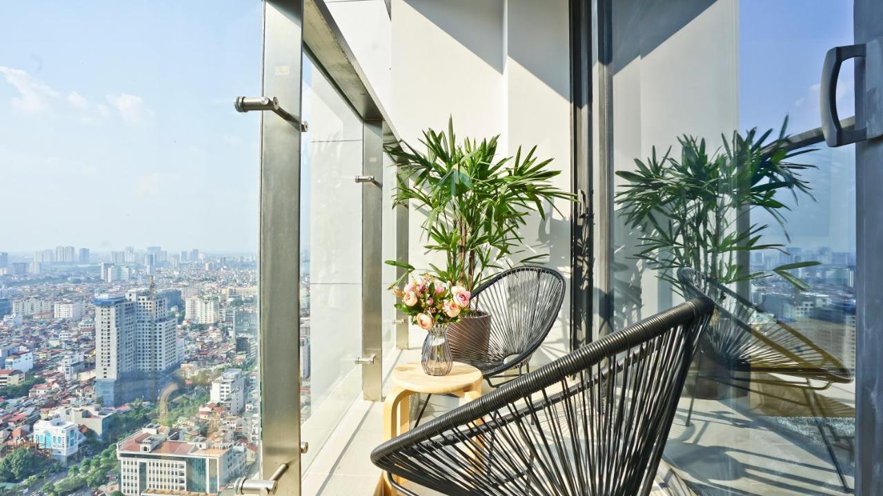 Hi-Home Suites - Vinhomes Metropolis Hanoi Buitenkant foto